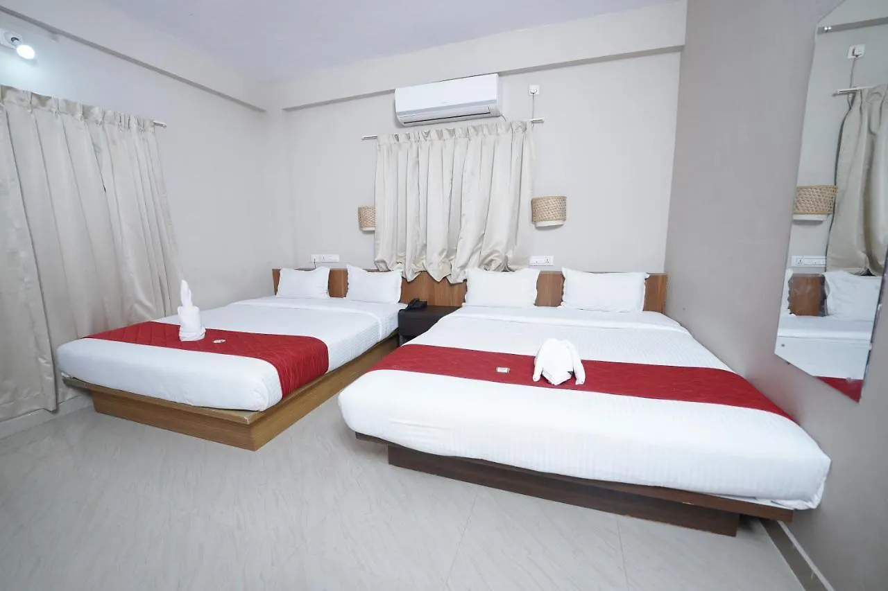 Вилла Dreams Airport Residency Недумбассери