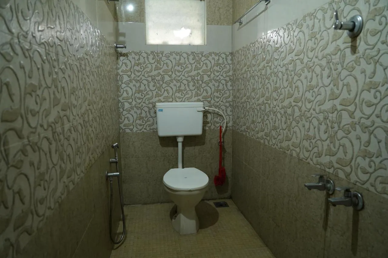 Villa Dreams Airport Residency Nedumbassery Lodge